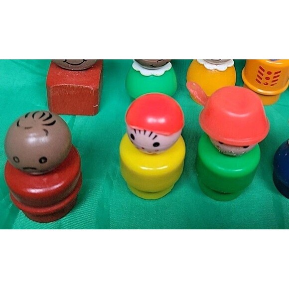 Vintage Fisher Price Little People Mix Figures LOT of 18 Some RARE 60s & 70s - Picture 5 of 11